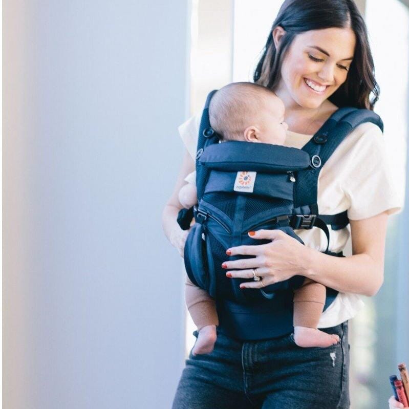 Porte Bébé - BreathBabyBag™ - Bleu Marine - Le cocon des bébés